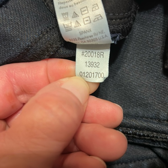 Spanx Women’s Large Denim Jegging Skinny Jeans - High Rise Dark Wash Pull-On
W - Picture 8 of 15